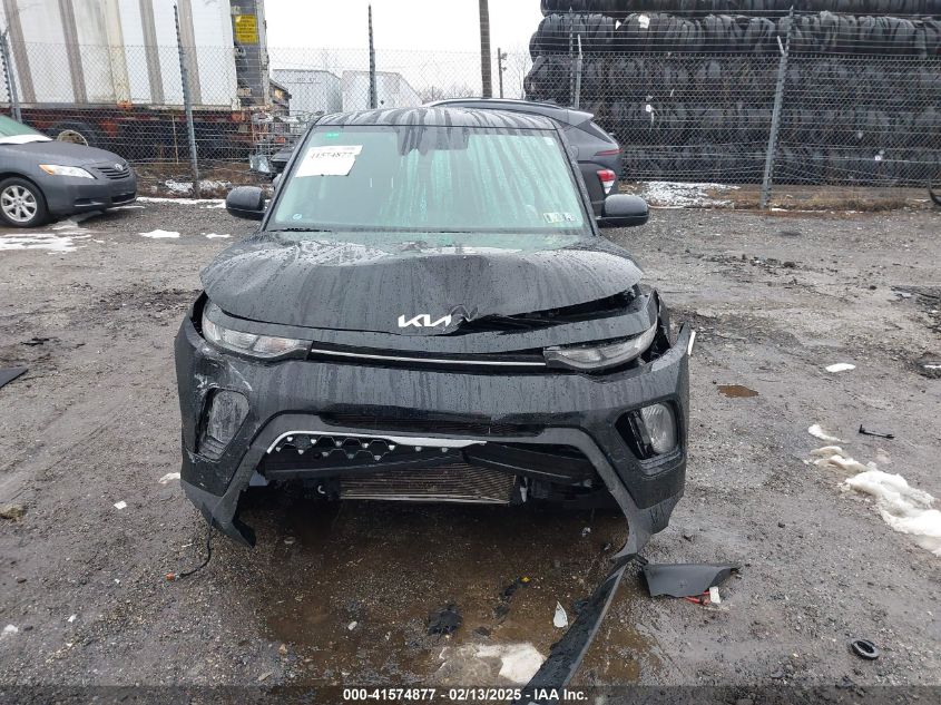 2022 Kia Soul Ex VIN: KNDJ33AU1N7803820 Lot: 41574877