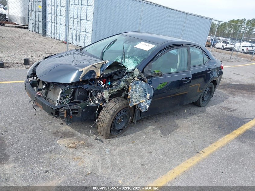 2018 TOYOTA COROLLA LE - 2T1BURHEXJC091738