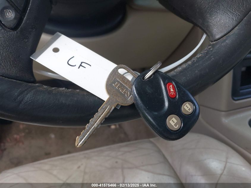 2005 Chevrolet Tahoe Lt VIN: 1GNEC13T35J117010 Lot: 41575466