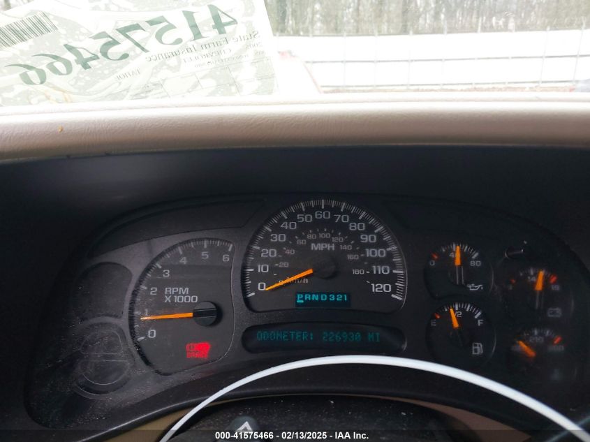 2005 Chevrolet Tahoe Lt VIN: 1GNEC13T35J117010 Lot: 41575466