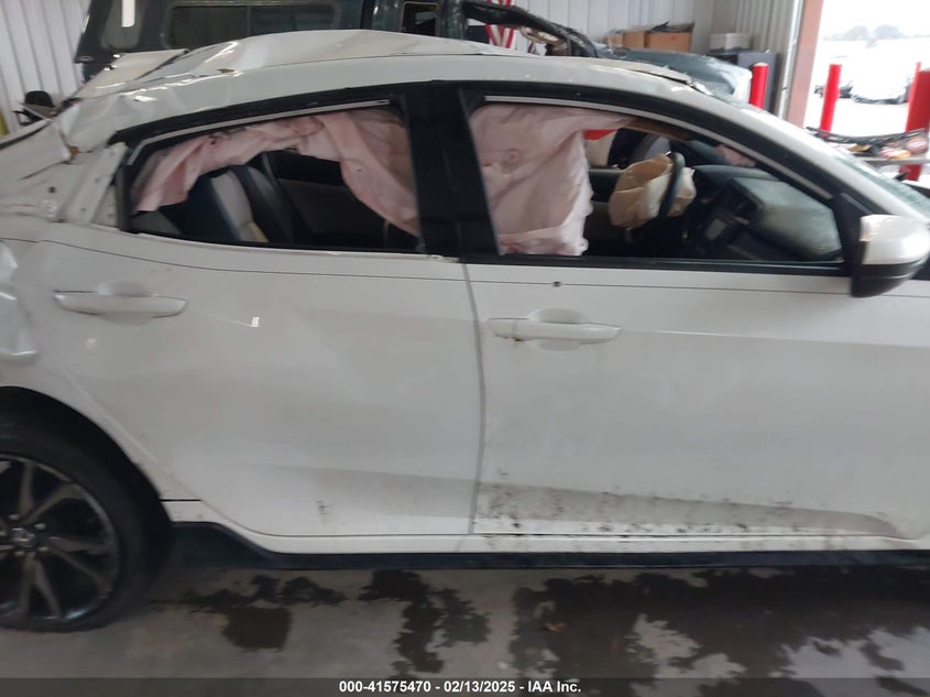 2017 HONDA CIVIC SPORT - SHHFK7H49HU207602