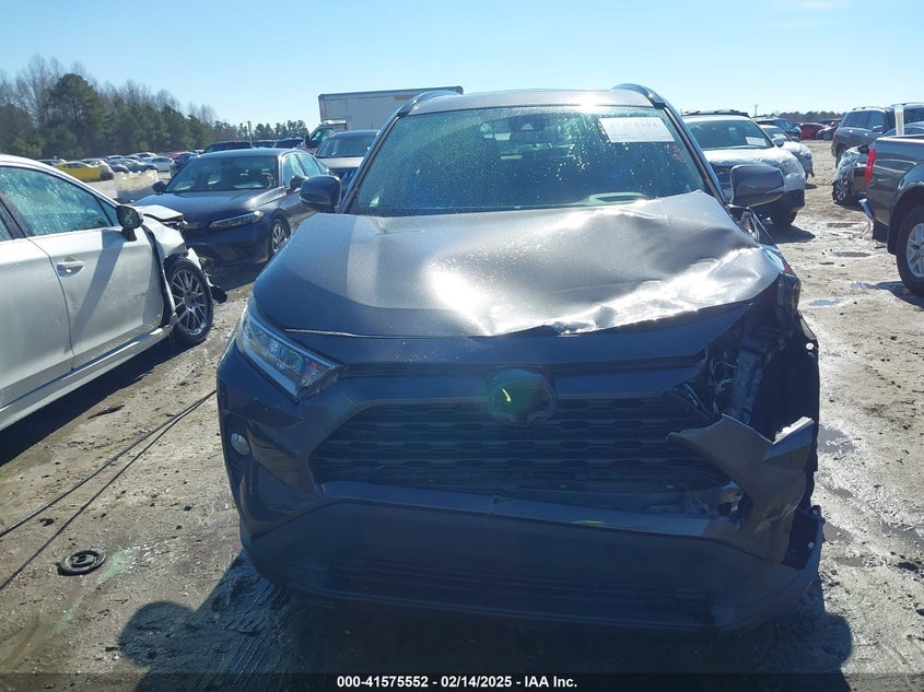 2019 TOYOTA RAV4 XLE - 2T3W1RFV0KW015434