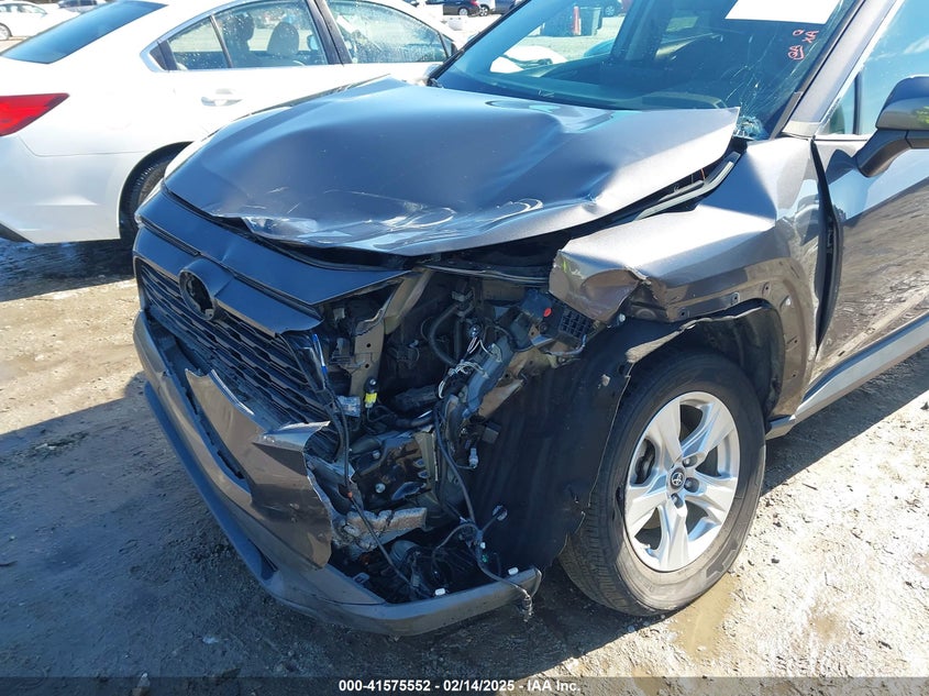 2019 TOYOTA RAV4 XLE - 2T3W1RFV0KW015434