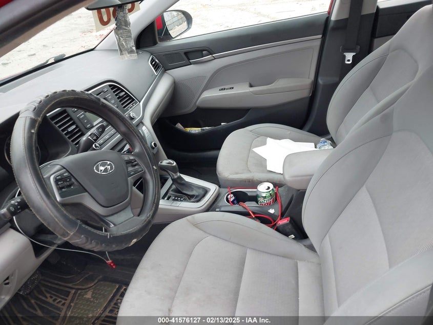 2017 HYUNDAI ELANTRA VIN: KMHD74LF1HU094670