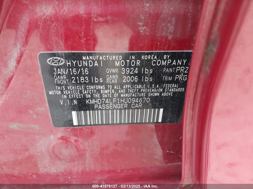 2017 HYUNDAI ELANTRA VIN: KMHD74LF1HU094670