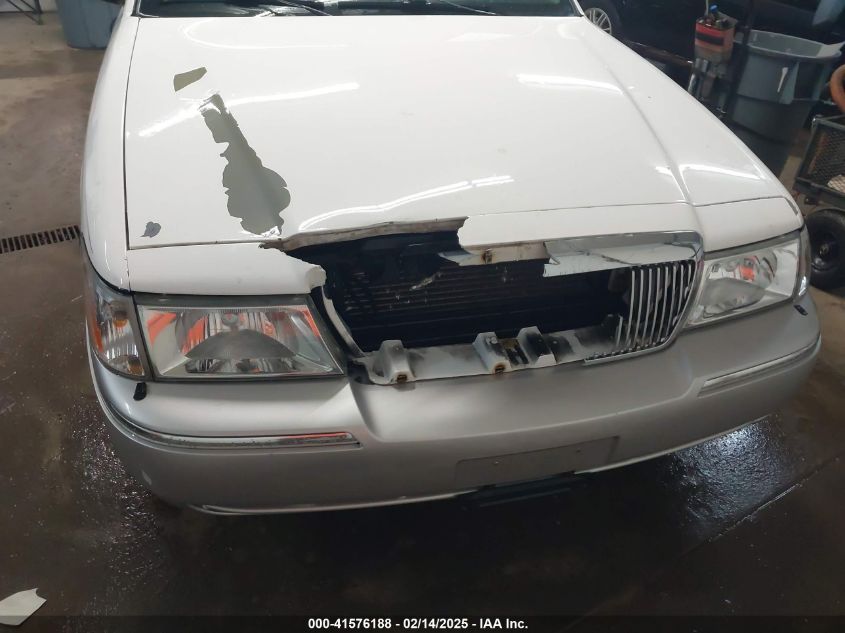 2005 Mercury Grand Marquis Gs VIN: 2MEFM74W25X628977 Lot: 41576188