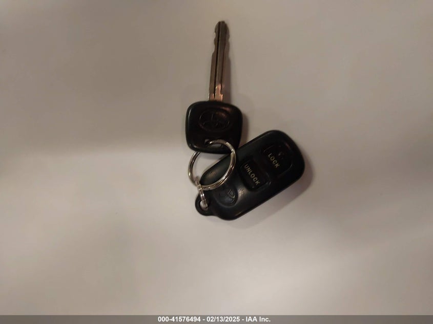 2004 Toyota Corolla Le VIN: 2T1BR38E44C258128 Lot: 41576494