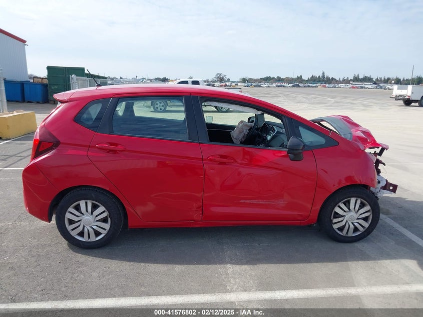 2015 HONDA FIT VIN: 3HGGK5H51FM769362