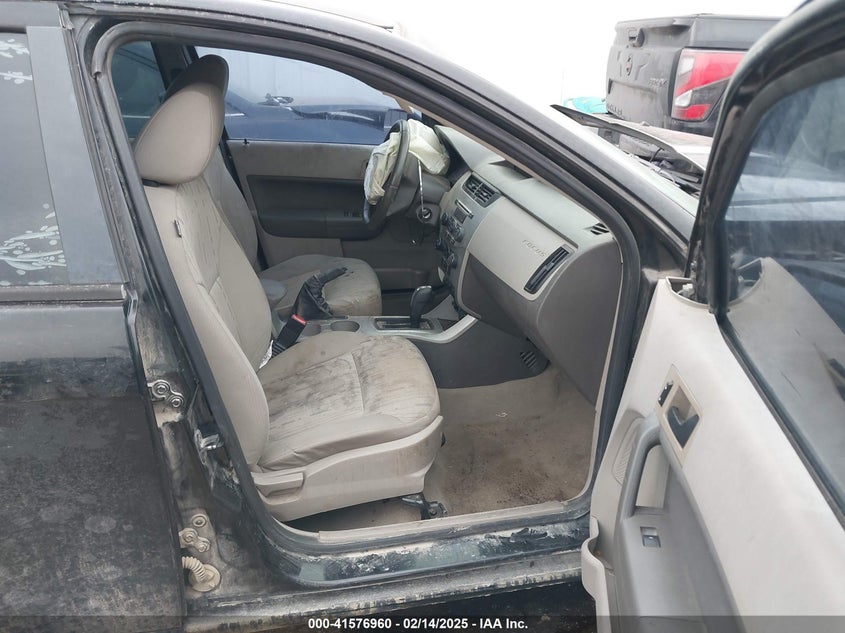 2010 FORD FOCUS VIN: 1FAHP3FN8AW296439