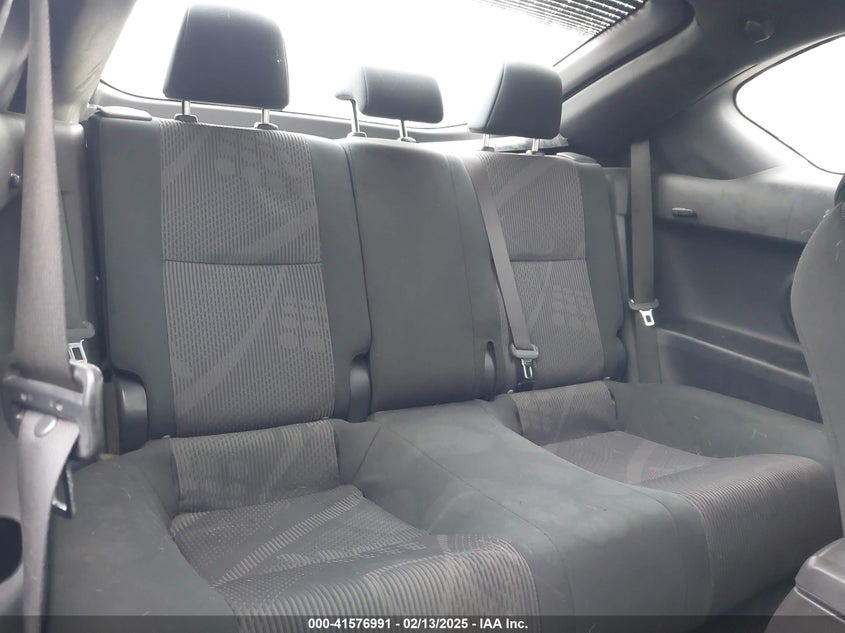 2011 SCION TC VIN: JTKJF5C78B3008169