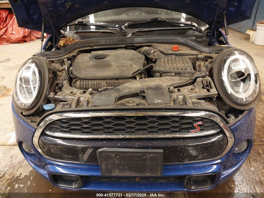 2020 MINI HARDTOP VIN: WMWXR5C05L2L43423