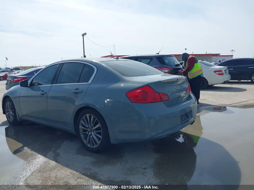 2013 INFINITI G37 JOURNEY - JN1CV6AP3DM717846