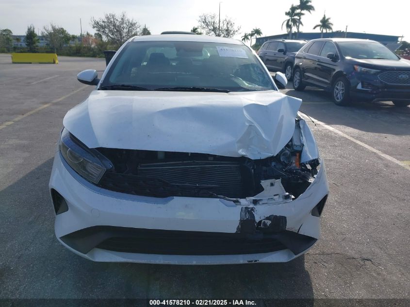 2024 Kia Forte Lxs VIN: 3KPF24AD0RE695985 Lot: 41578210