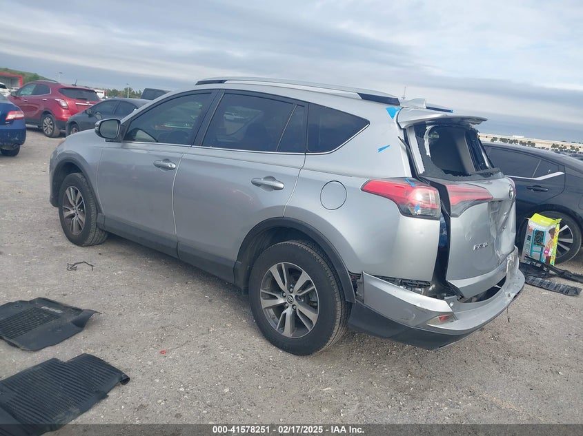 2018 TOYOTA RAV4 ADVENTURE/XLE - JTMWFREV3JJ185898