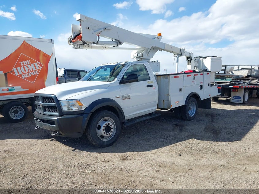 2017 Ram 5500 Chassis Tradesman/Slt white truck gasoline 3C7WRMAJ4HG536233 photo #3
