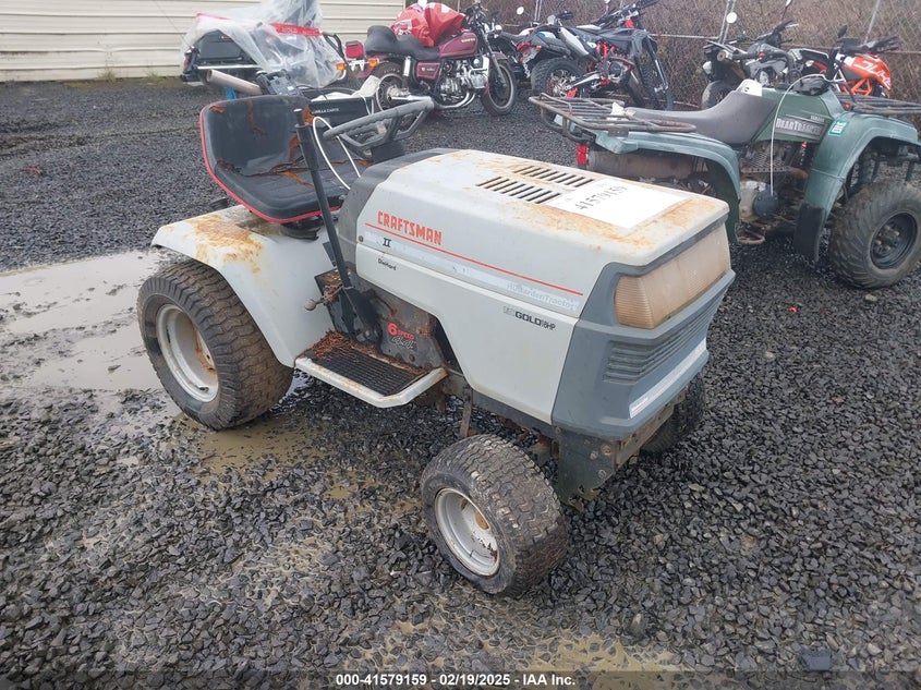 1979 CRAFTSMAN RIDING LAWN MOWER