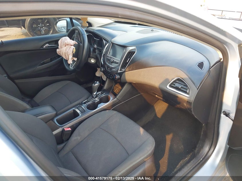 2017 CHEVROLET CRUZE VIN: 1G1BE5SM0H7217664