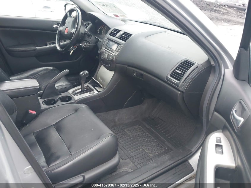 2007 HONDA ACCORD VIN: 1HGCM568X7A225222