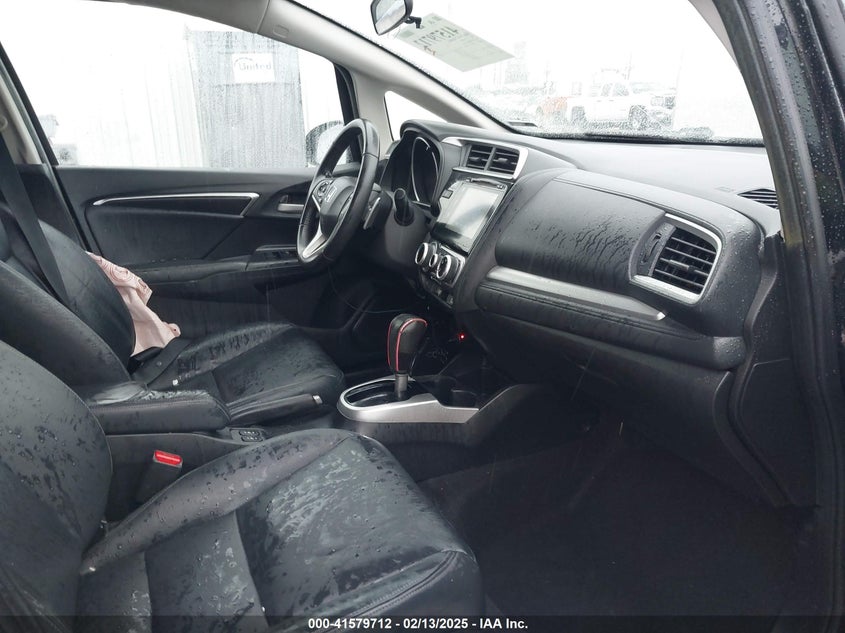 2015 HONDA FIT VIN: 3HGGK5H8XFM715360