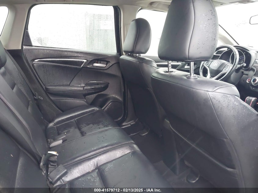 2015 HONDA FIT VIN: 3HGGK5H8XFM715360