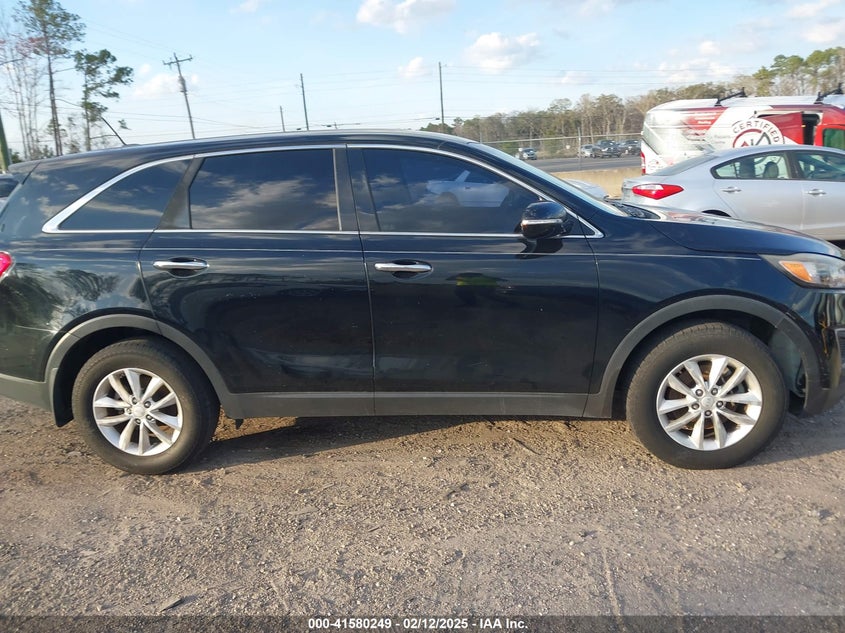 2016 Kia Sorento 2.4L L VIN: 5XYPG4A36GG186697 Lot: 41580249