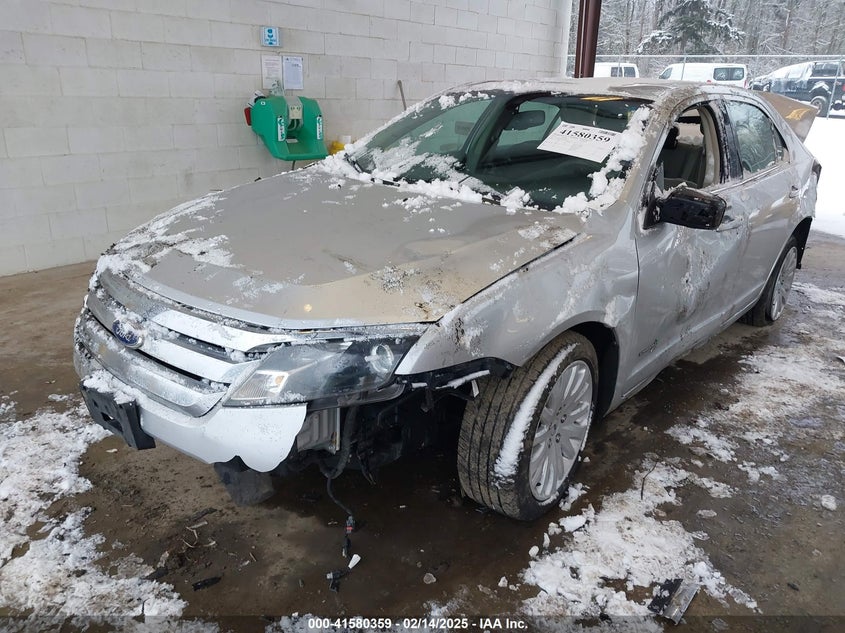 2011 FORD FUSION VIN: 3FADP0L31BR110020