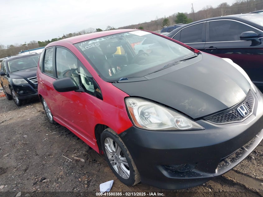 2009 HONDA FIT VIN: JHMGE88469S055901