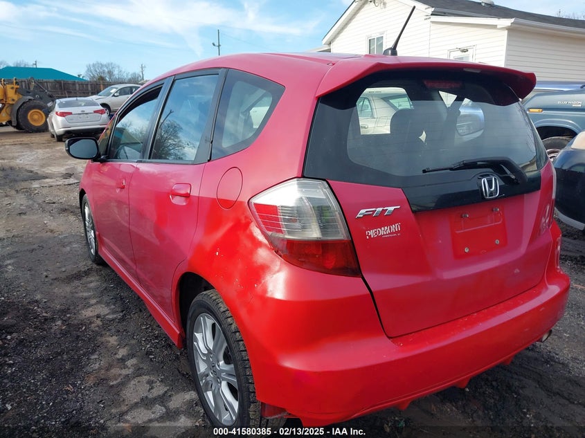 2009 HONDA FIT VIN: JHMGE88469S055901