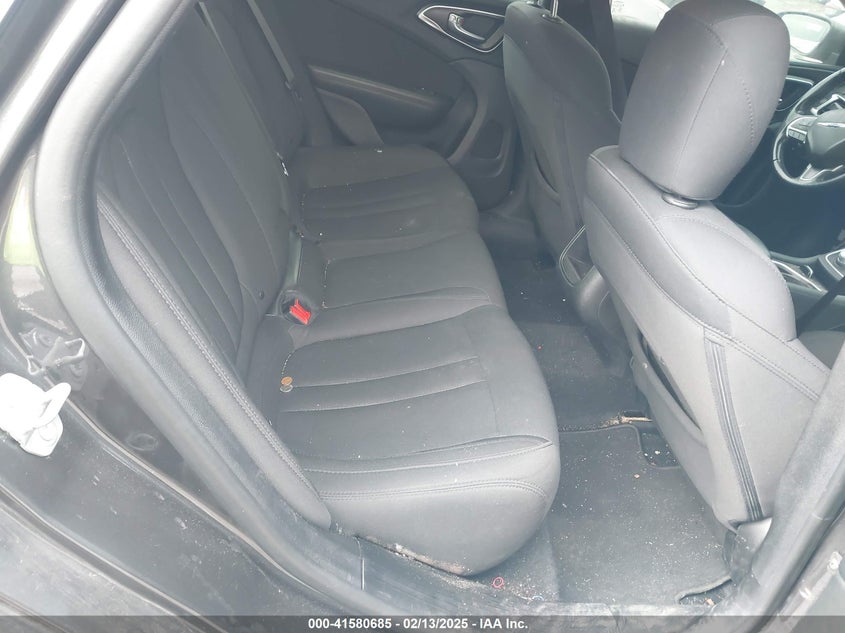 2016 CHRYSLER 200 VIN: 1C3CCCAG4GN190484