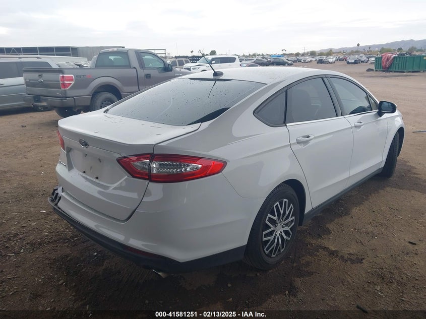 2013 FORD FUSION VIN: 3FA6P0G76DR184414