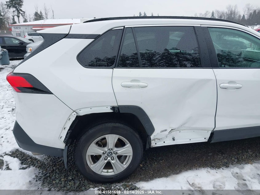 2019 TOYOTA RAV4 HYBRID LE - 2T3MWRFV1KW013121