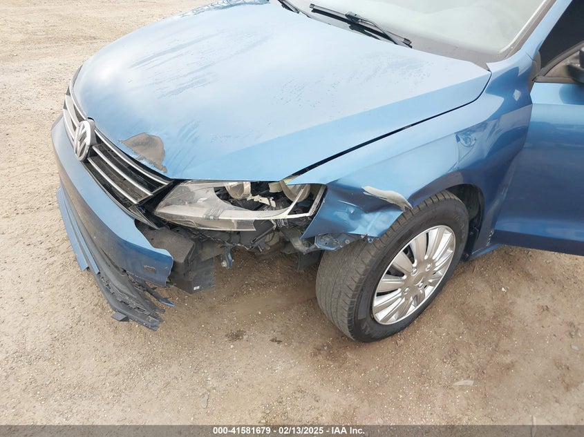 2016 VOLKSWAGEN JETTA VIN: 3VW267AJ3GM290777