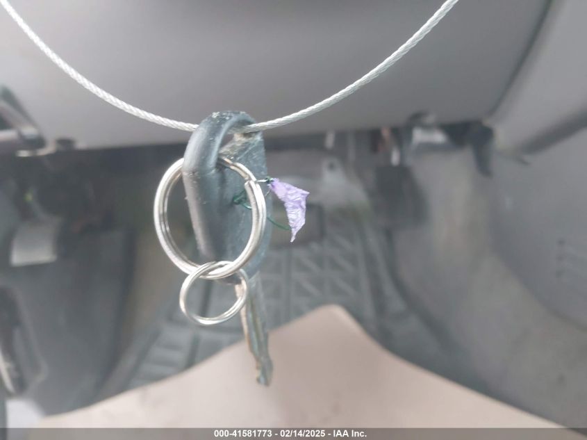 2004 Ford Explorer Nbx/Xlt VIN: 1FMZU73W64UA92357 Lot: 41581773