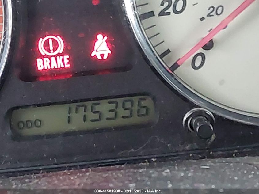 2002 Mazda Mx-5 Miata Cloth/Ls/Se VIN: JM1NB353320232406 Lot: 41581908