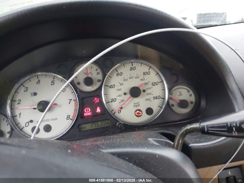 2002 Mazda Mx-5 Miata Cloth/Ls/Se VIN: JM1NB353320232406 Lot: 41581908