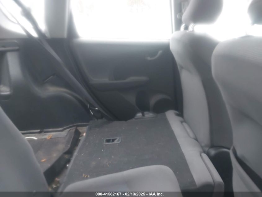 2010 Honda Fit VIN: JHMGE8G22AF024584 Lot: 41582167