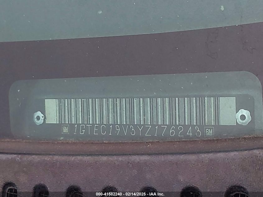 2000 GMC Sierra 1500 Sle VIN: 1GTEC19V3YZ176243 Lot: 43331746