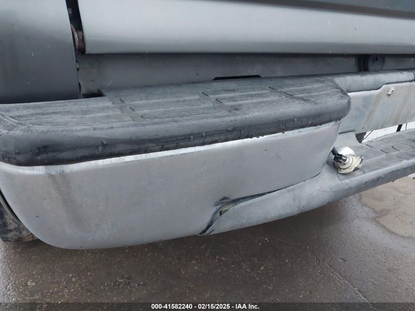 2000 GMC Sierra 1500 Sle VIN: 1GTEC19V3YZ176243 Lot: 43331746