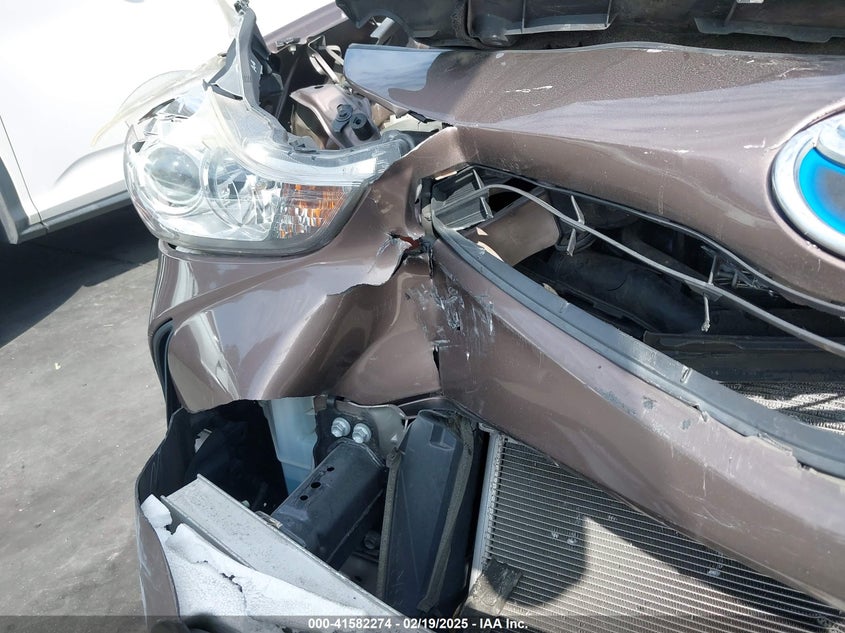 2015 TOYOTA PRIUS V VIN: JTDZN3EU4FJ040526