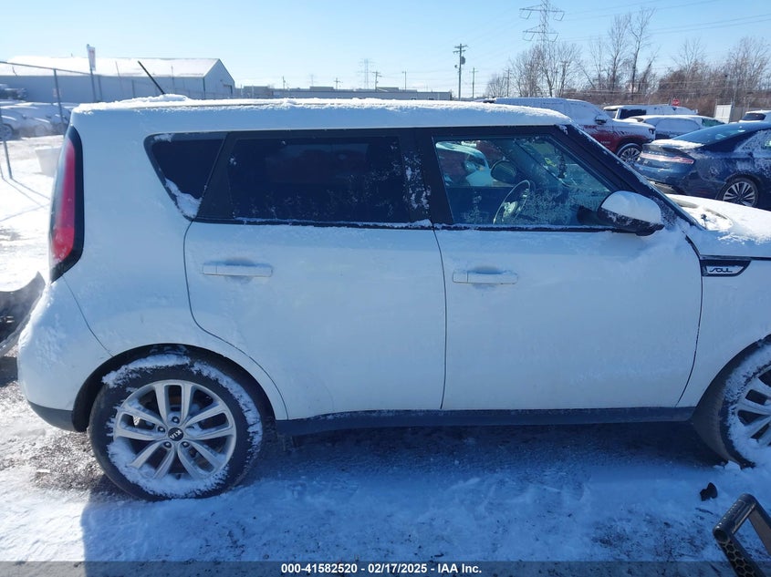 2018 Kia Soul + VIN: KNDJP3A55J7528816 Lot: 41582520