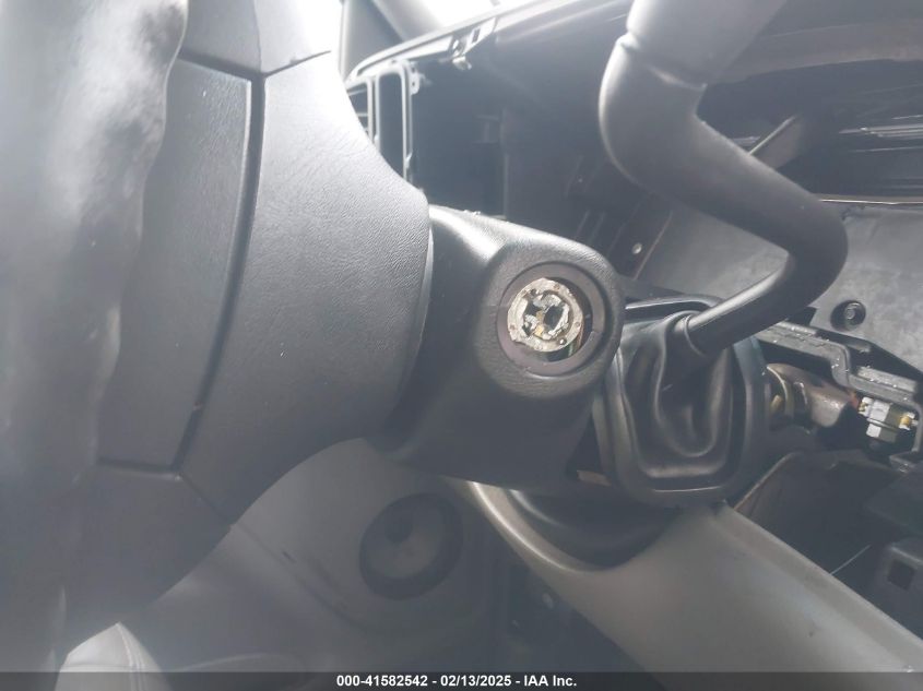 2004 Chevrolet Tahoe Lt VIN: 1GNEC13T24R186187 Lot: 41582542