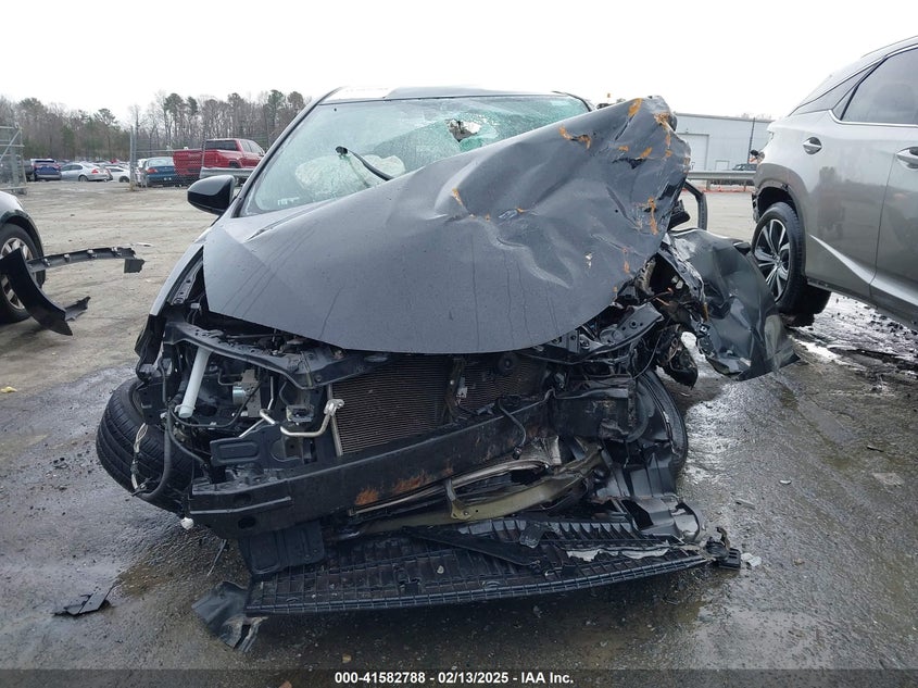 2017 TOYOTA COROLLA LE - 2T1BURHEXHC915683