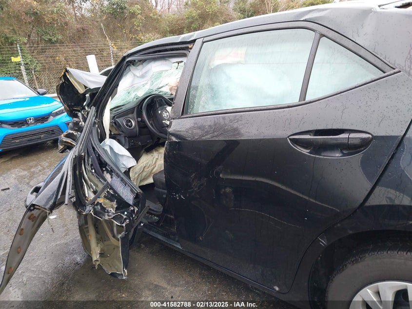 2017 TOYOTA COROLLA LE - 2T1BURHEXHC915683