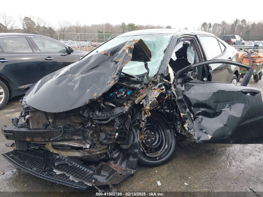 2017 TOYOTA COROLLA LE - 2T1BURHEXHC915683