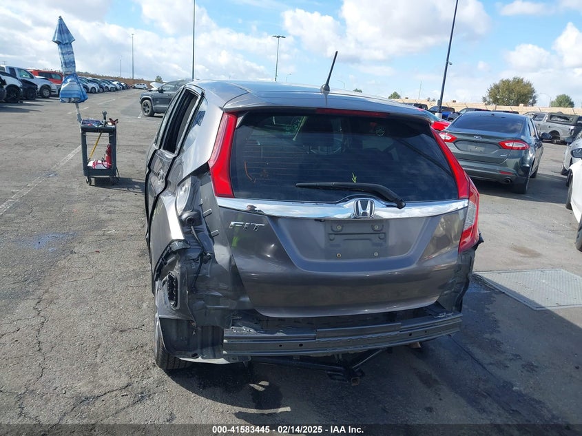 2016 HONDA FIT VIN: JHMGK5H72GX039342