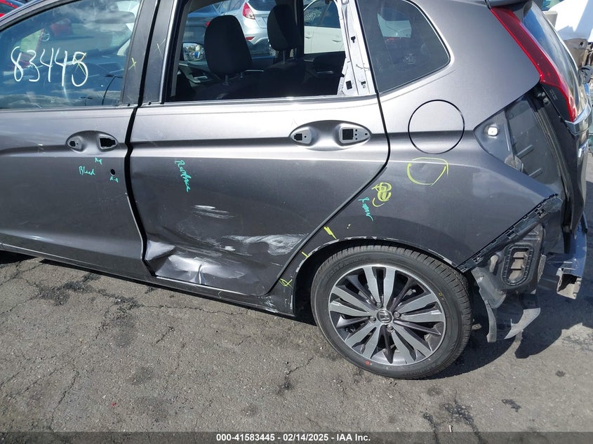 2016 HONDA FIT VIN: JHMGK5H72GX039342