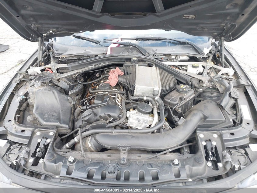 2015 BMW M4 VIN: WBS3R9C57FK331811