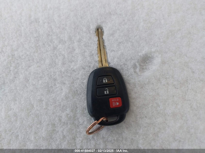 2013 TOYOTA RAV4 XLE - 2T3RFREV7DW093308