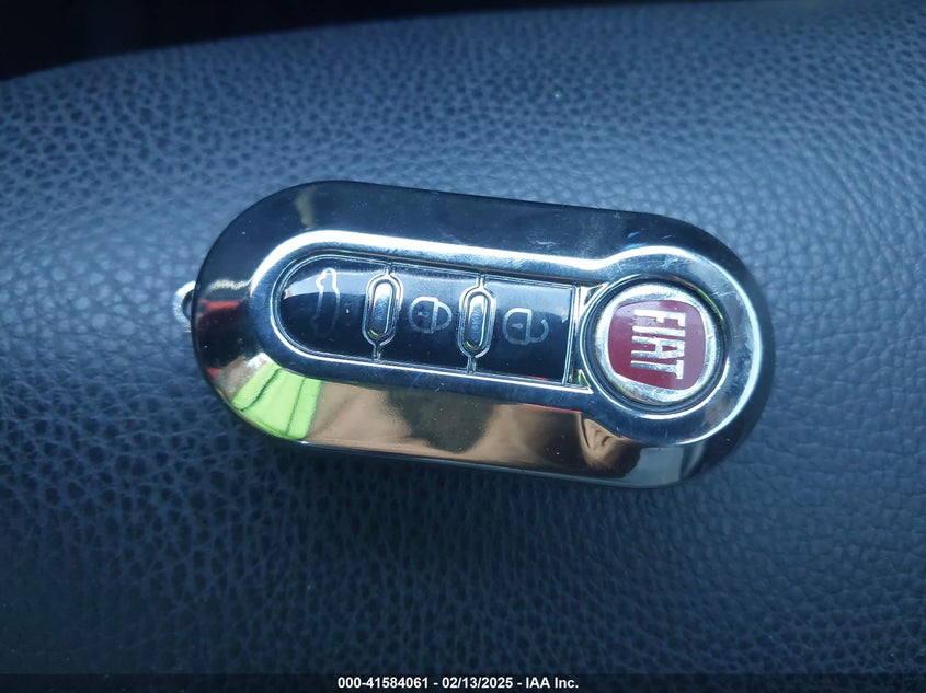 2013 FIAT 500 VIN: 3C3CFFBR0DT697631