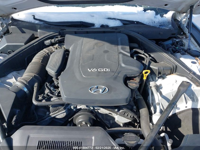 2015 Hyundai Genesis 3.8 VIN: KMHGN4JEXFU092474 Lot: 41584773